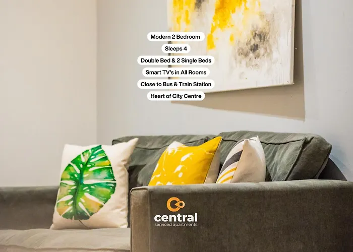 Central Serviced Apartments - 2 Bedroom - Walk Away From City Centre & Universities - Sleeps 4 - 3 X Double Beds - Smart Tvs In All Rooms - Short Term Stays Welcome - Walk Away From Train & Bus Station - Preferred Location For Short Stay In Dundee